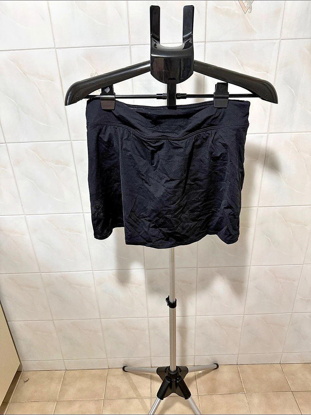 Lands' End Women's Athletic/ Swim mini Skort Black Size 8